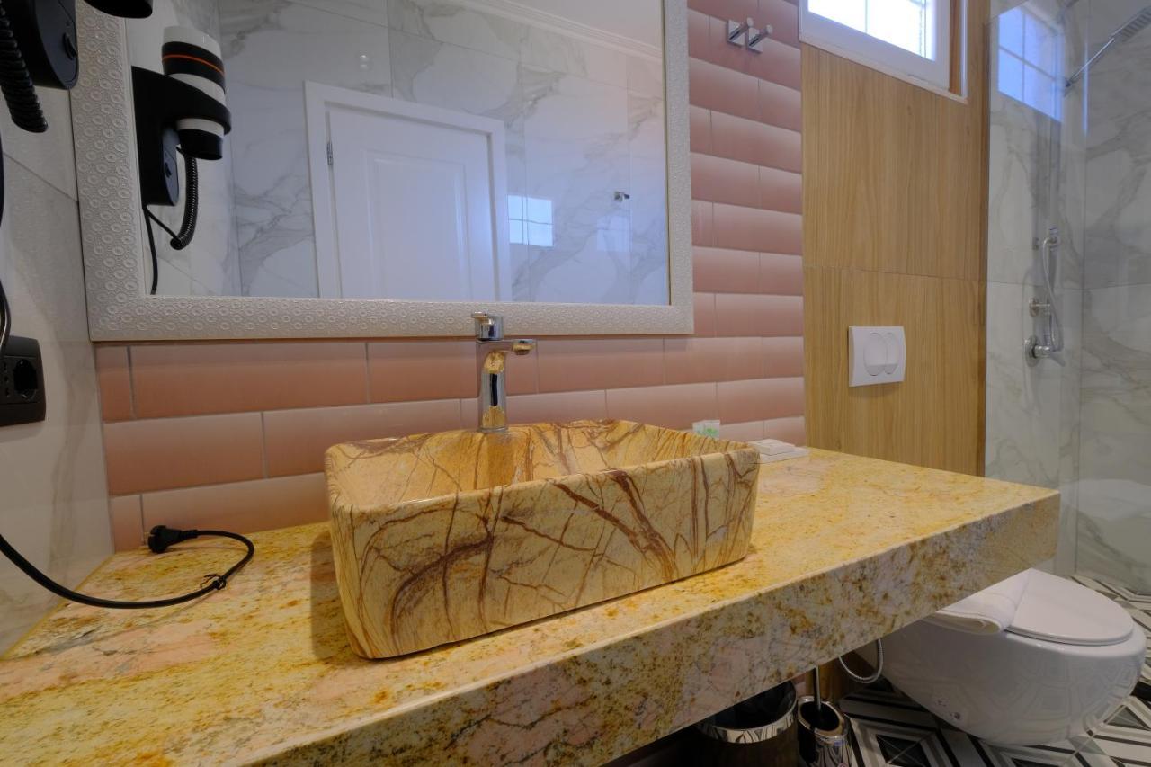 Nolea Boutique Hotel Velipoje Ngoại thất bức ảnh